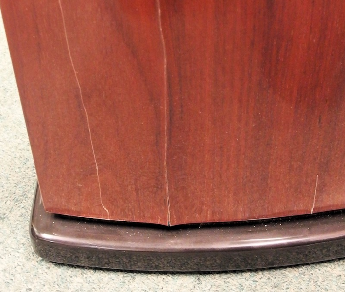 Consensus Audio BOGEN 中古 突板の割れ